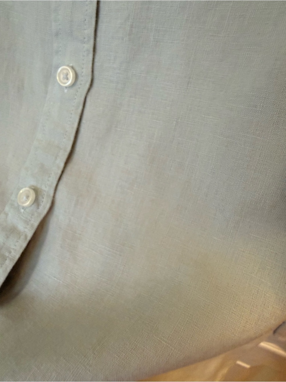 Quince European Linen Long Sleeve Women's Button-Down Shirt in Mist - Medium - Picture 4 of 10